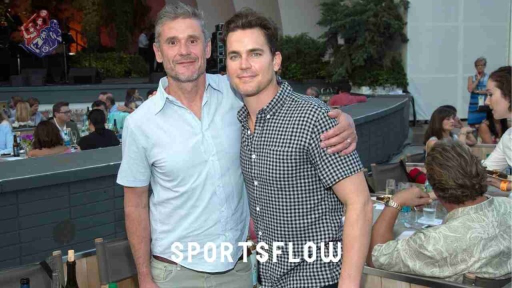 Simon Halls Net Worth