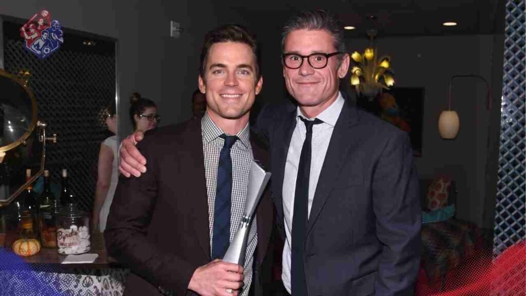 Simon Halls Net Worth